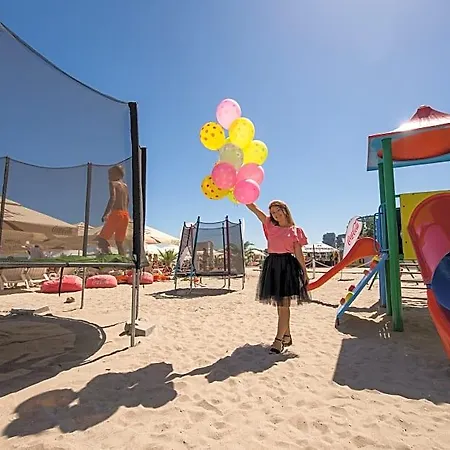 Malibu Hotel Mamaia