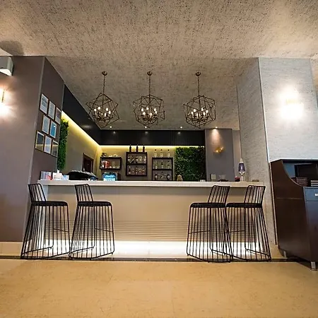 Hotel Malibu 4*